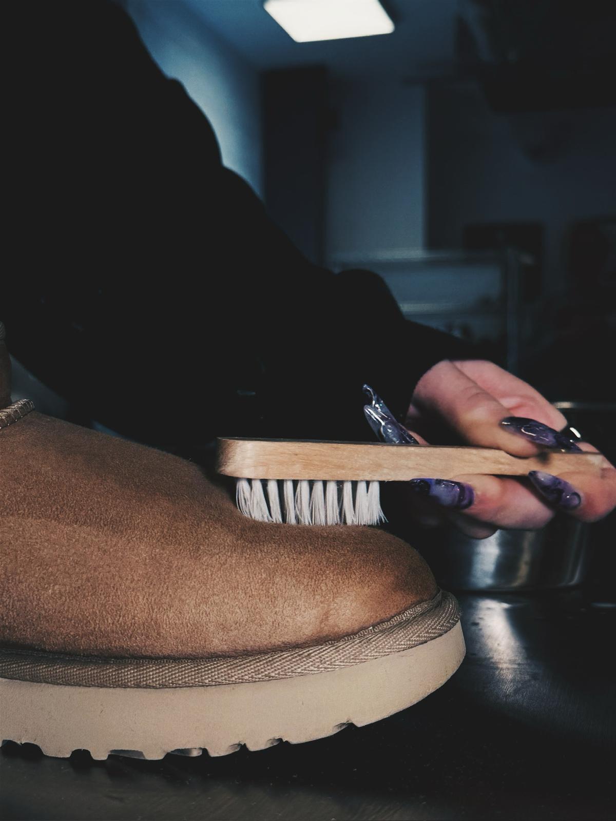 Box Fresh Glasgow specialist cleaning footwear